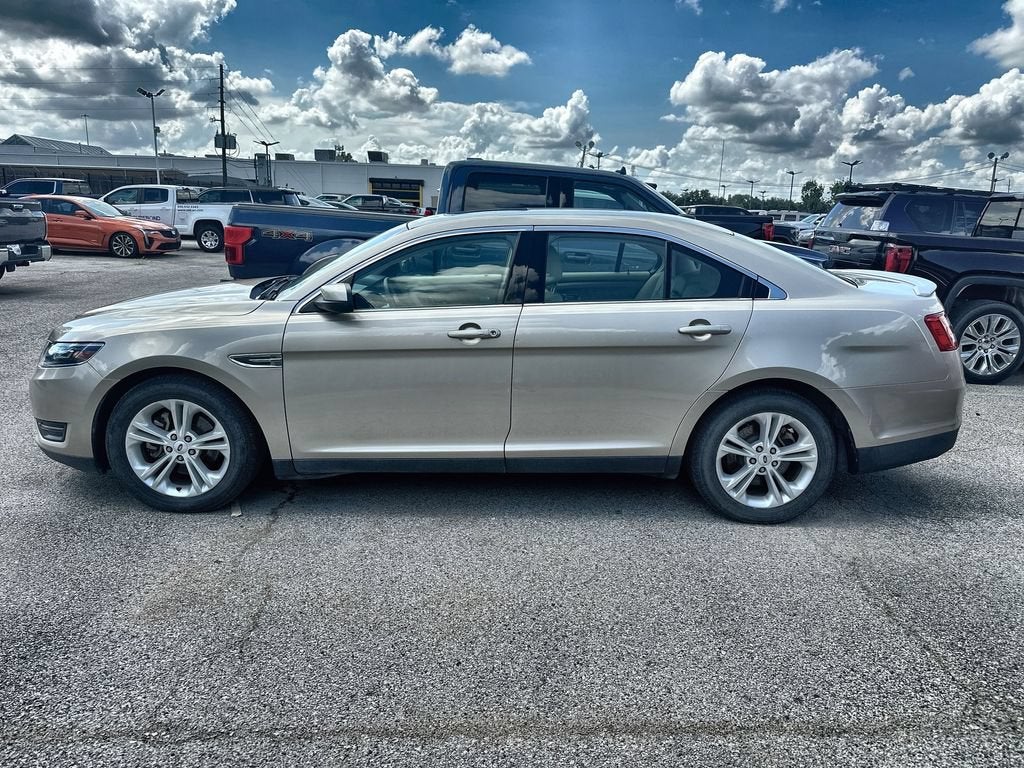 2017 Ford Taurus SEL