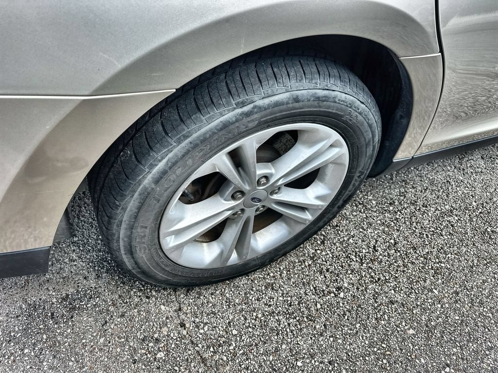 2017 Ford Taurus SEL