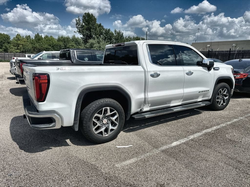 2022 GMC Sierra 1500 SLT