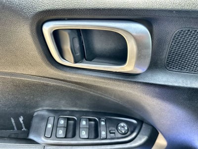 2021 Hyundai VENUE SE
