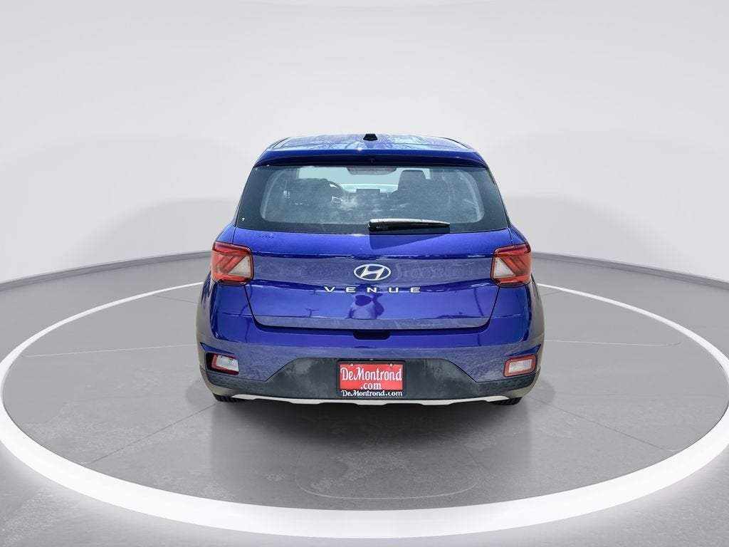 2021 Hyundai VENUE SE