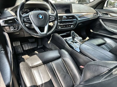 2017 BMW 5 Series 530i
