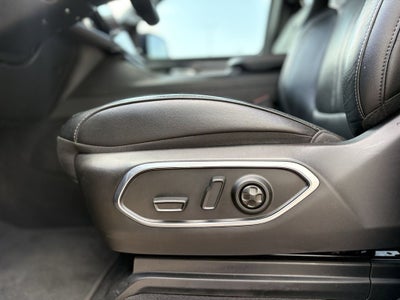 2024 Jeep Wagoneer Base