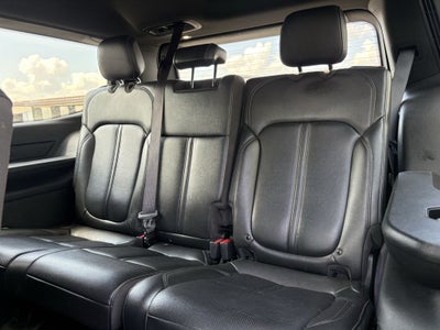 2024 Jeep Wagoneer Base