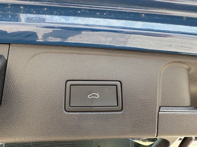 2025 Volkswagen Atlas 2.0T SE w/ Technology