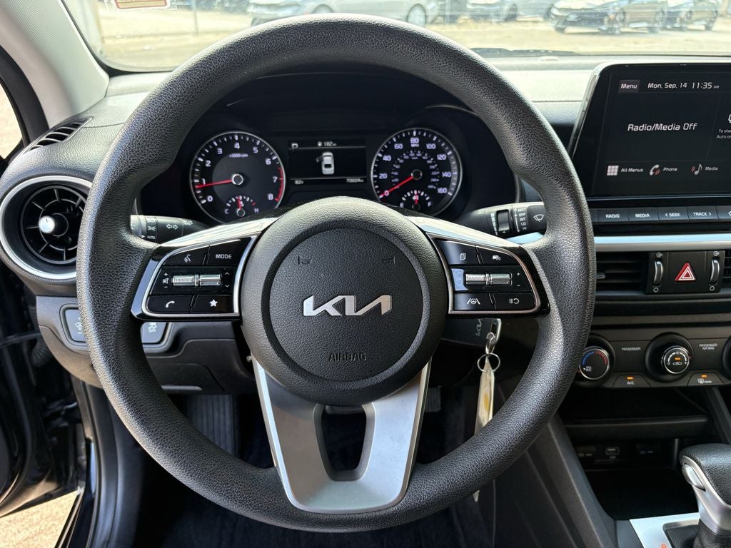 2022 Kia Forte LXS