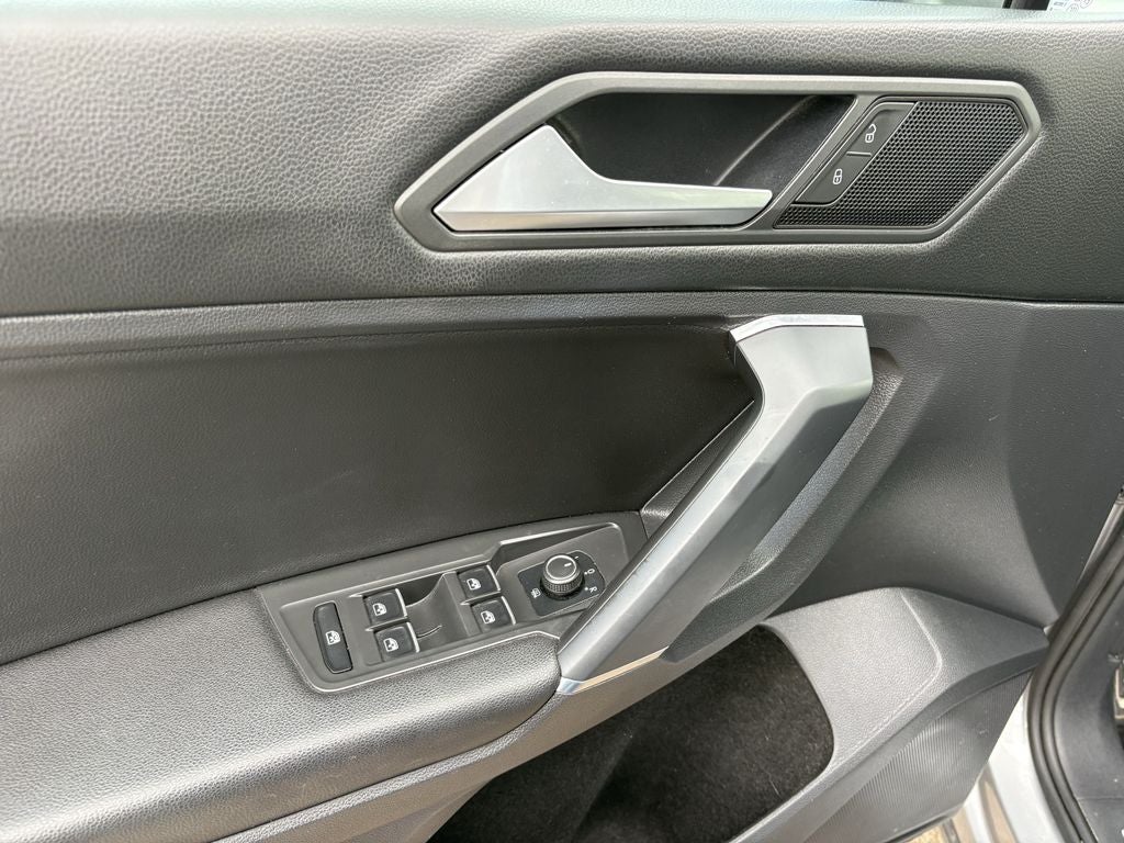 2020 Volkswagen Tiguan 2.0T SE R-Line Black