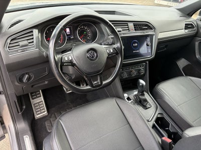 2020 Volkswagen Tiguan 2.0T SE R-Line Black