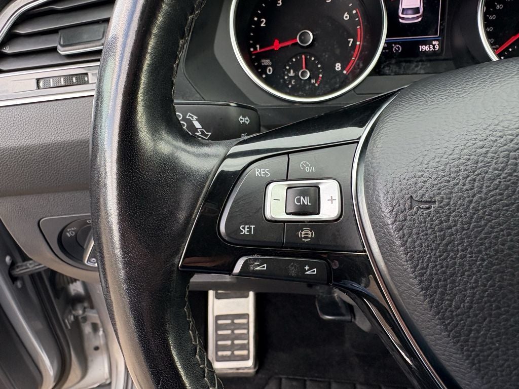 2020 Volkswagen Tiguan 2.0T SE R-Line Black
