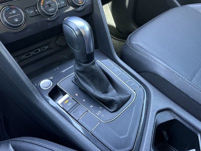 2020 Volkswagen Tiguan 2.0T SE R-Line Black