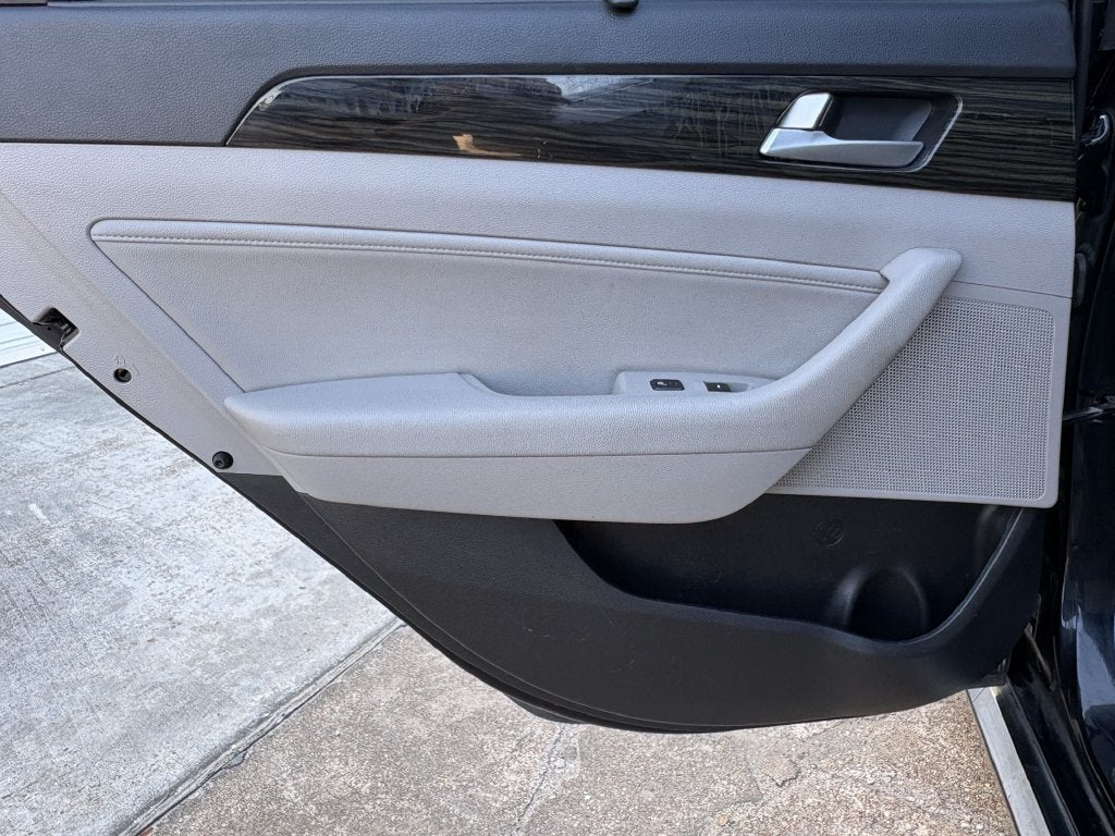 2017 Hyundai SONATA Limited