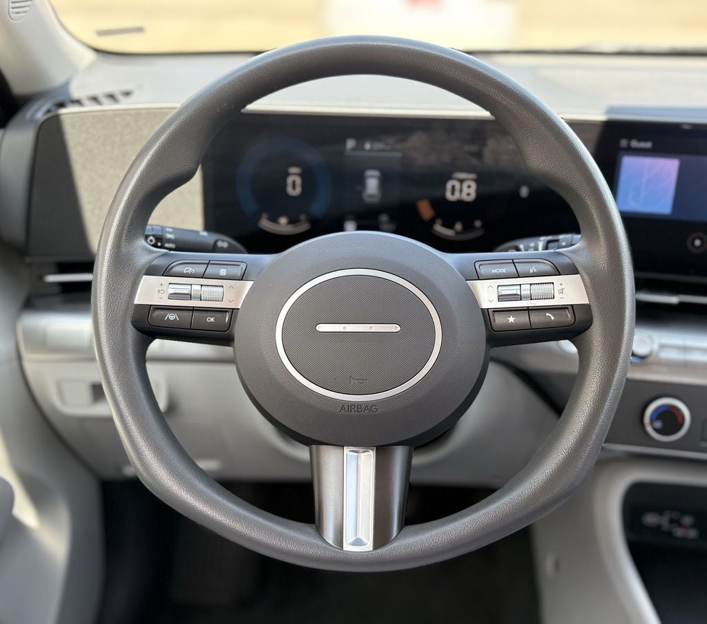 2025 Hyundai KONA SE