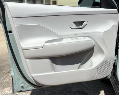 2025 Hyundai KONA SE
