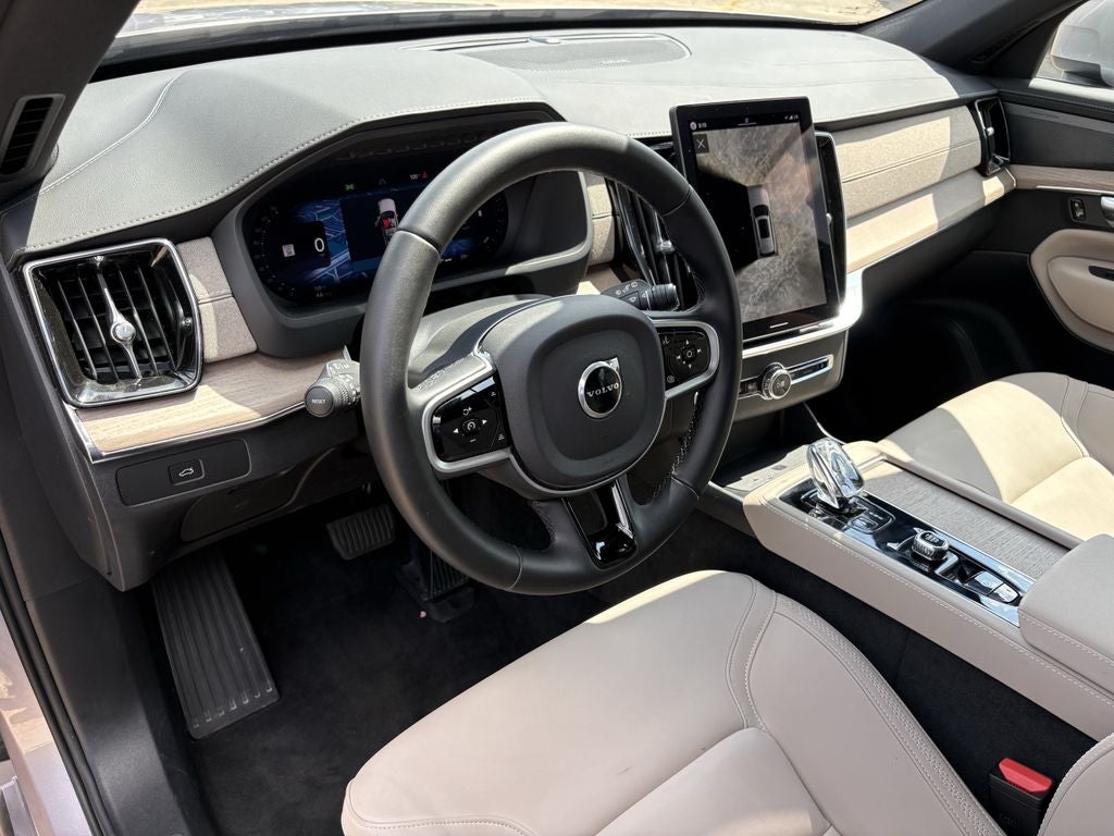 2026 Volvo XC90 B6 Plus 7-Seater