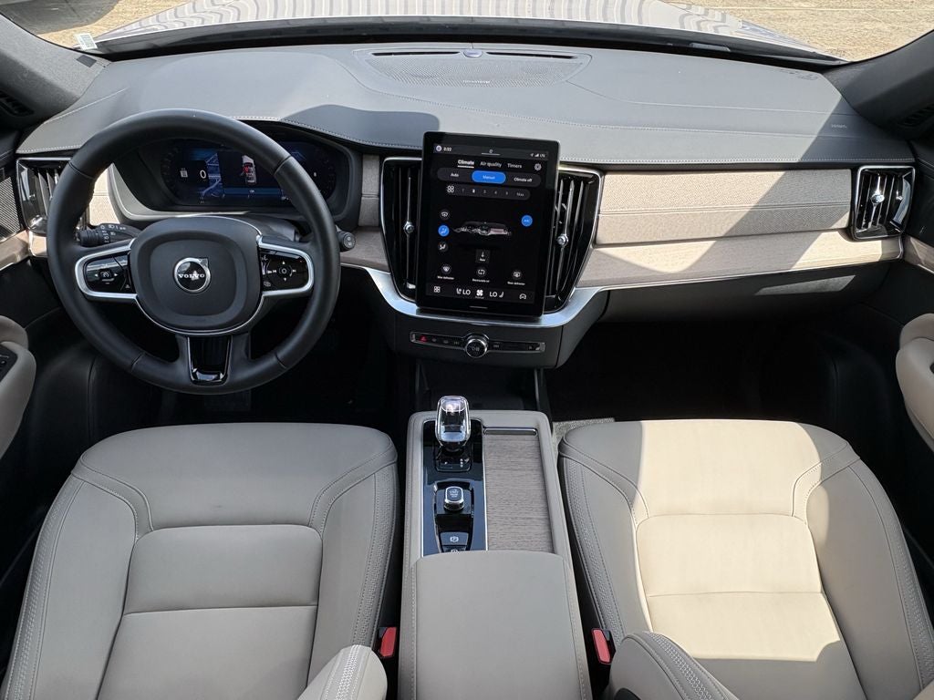 2026 Volvo XC90 B6 Plus 7-Seater