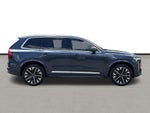 2026 Volvo XC90 B5 Plus