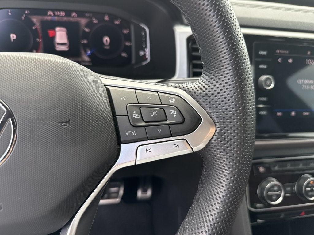 2023 Volkswagen Atlas Cross Sport 3.6L V6 SEL Premium R-Line
