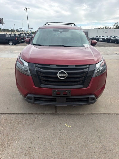 2023 Nissan Pathfinder SV
