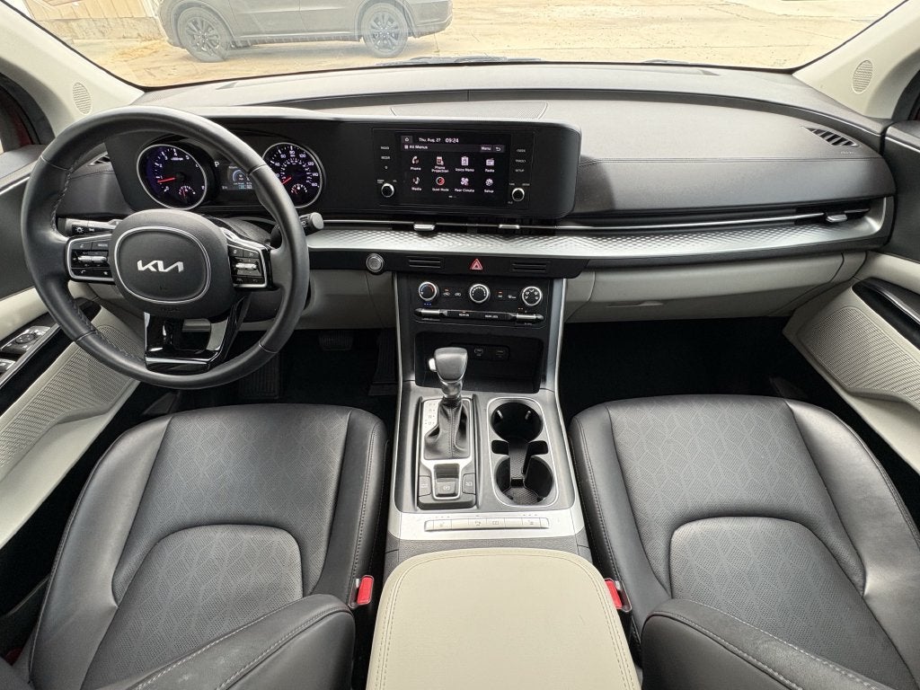 2024 Kia Carnival LX