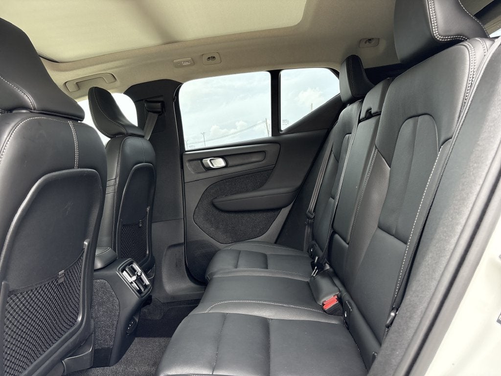 2026 Volvo XC40 B5 Plus
