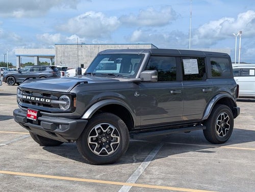 2024 Ford Bronco Outer Banks