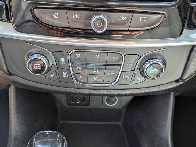 2019 Chevrolet Traverse LT Cloth w/1LT
