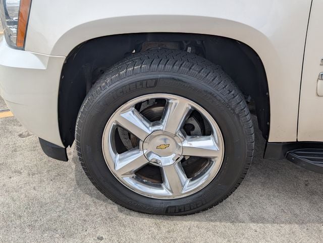 2014 Chevrolet Suburban 1500 LTZ