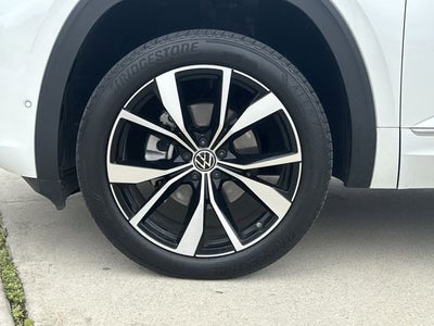 2024 Volkswagen Atlas 2.0T SEL Premium R-Line
