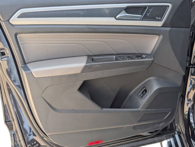 2022 Volkswagen Atlas 3.6L V6 SEL Premium R-Line