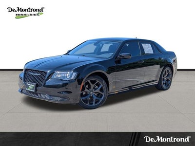 2023 Chrysler 300 Touring