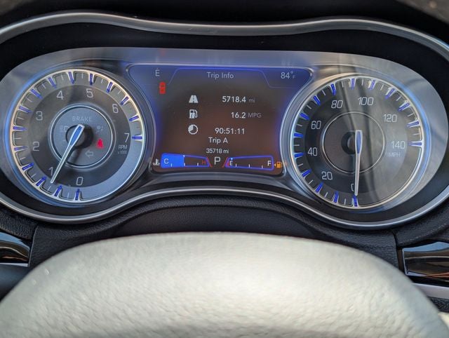 2023 Chrysler 300 Touring