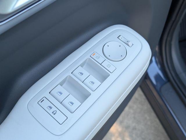 2027 Hyundai SANTA FE SEL FWD