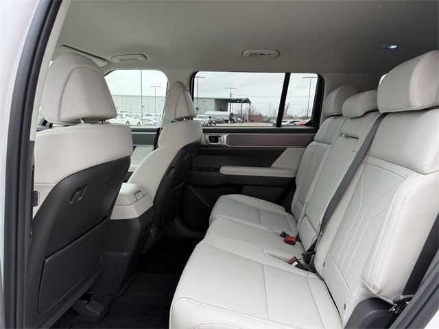 2025 Hyundai SANTA FE SEL FWD