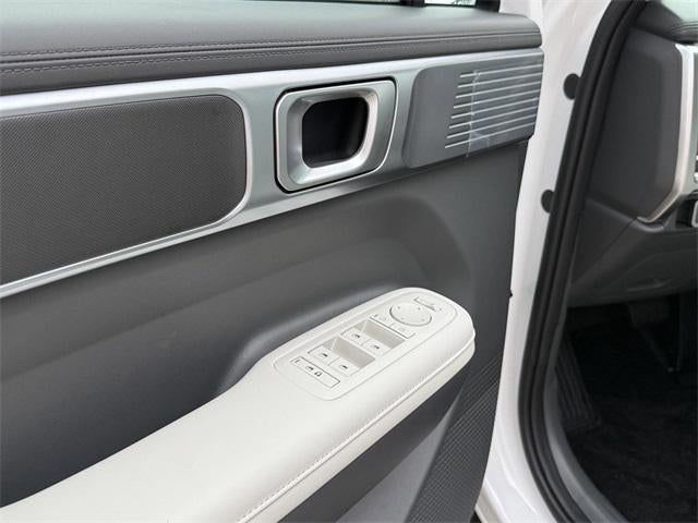 2025 Hyundai SANTA FE SEL FWD