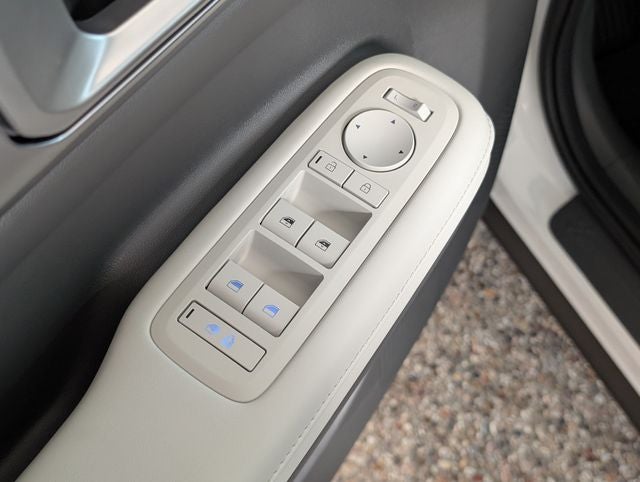 2027 Hyundai SANTA FE SEL FWD