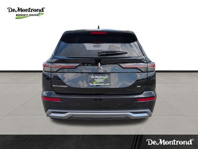 2025 Mitsubishi Outlander SE