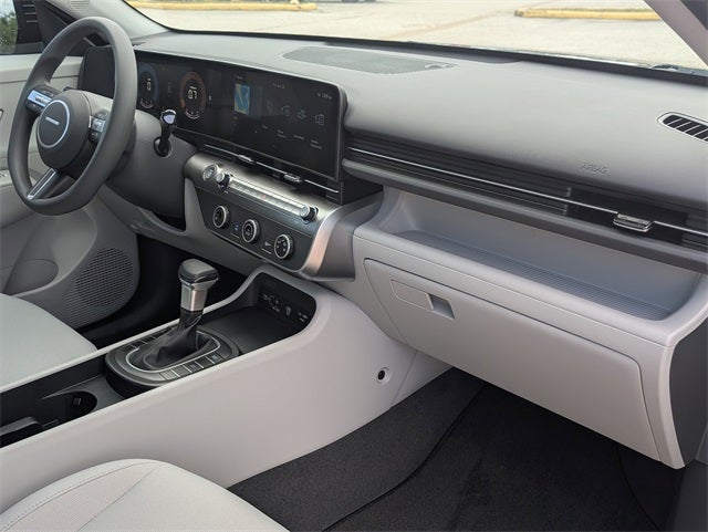 2026 Hyundai KONA SE FWD