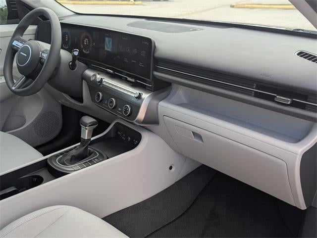 2026 Hyundai KONA SE FWD