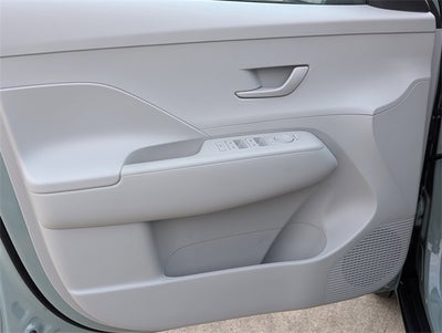 2026 Hyundai KONA SE FWD