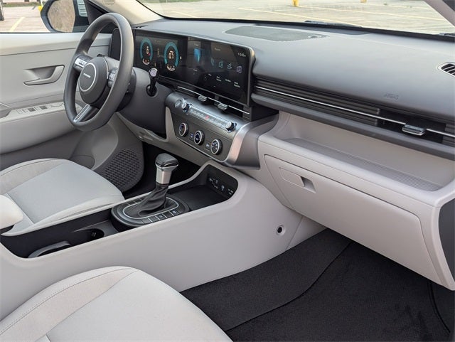 2026 Hyundai KONA SE FWD