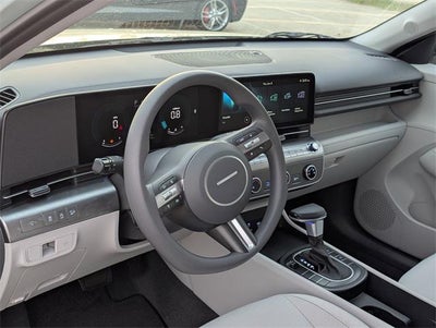 2026 Hyundai KONA SE FWD