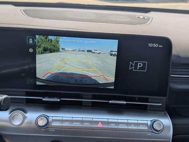 2026 Hyundai KONA SE FWD
