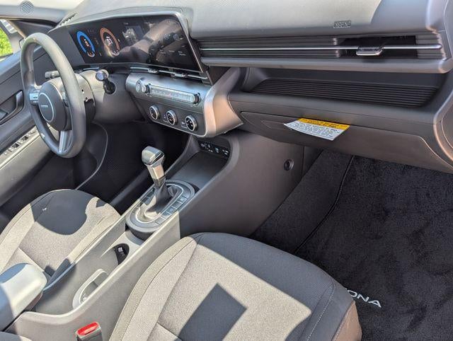 2026 Hyundai KONA SE FWD