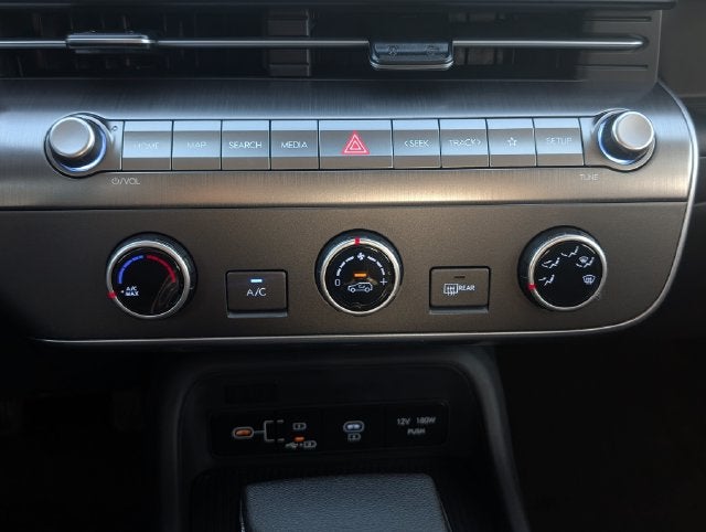 2027 Hyundai KONA SE FWD