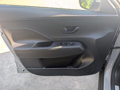 2027 Hyundai KONA SE FWD