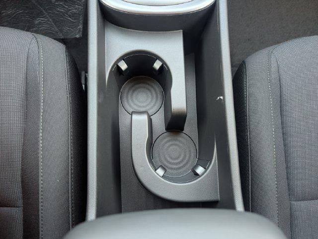 2027 Hyundai KONA SE FWD