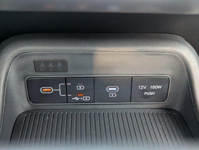 2027 Hyundai KONA SE FWD