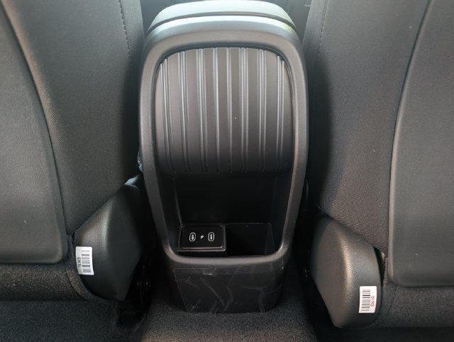 2027 Hyundai KONA SE FWD
