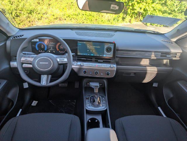 2027 Hyundai KONA SE FWD