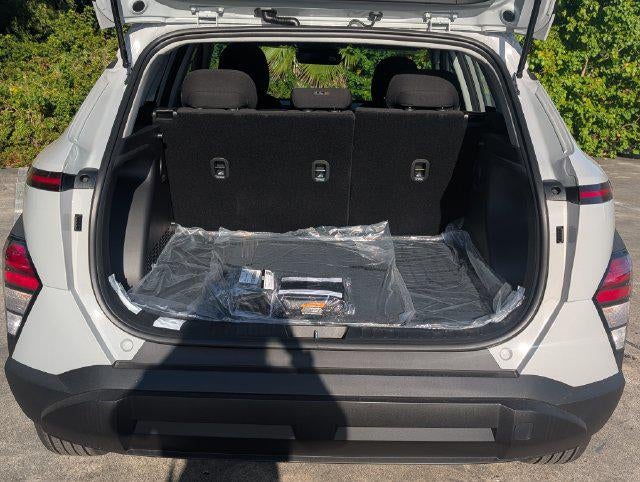 2027 Hyundai KONA SE FWD